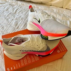 Nike air zoom tempo next% FK